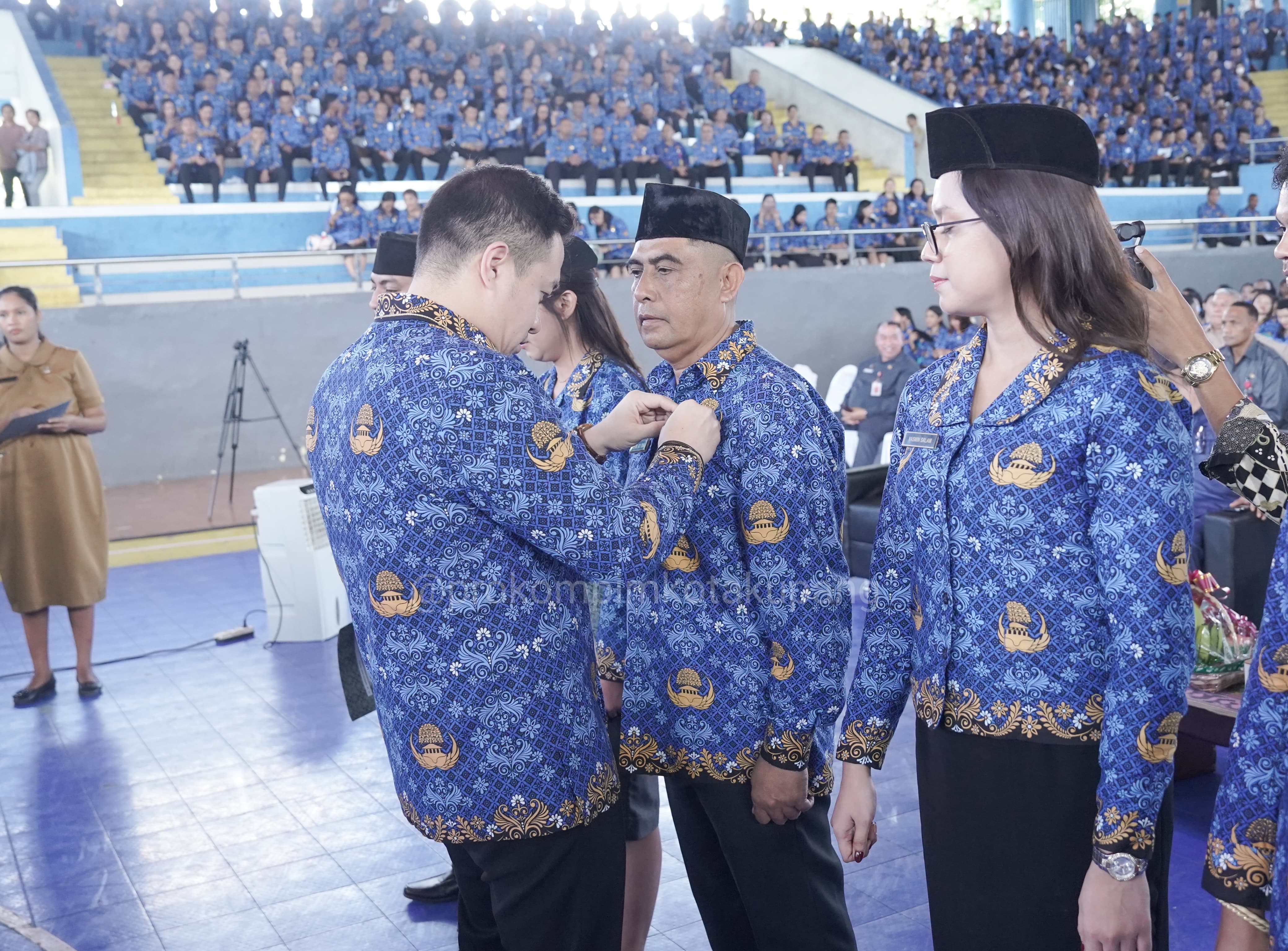 Wali Kota dan Wakil Wali Kota Serahkan SK bagi 1747 PPPK Tahap I