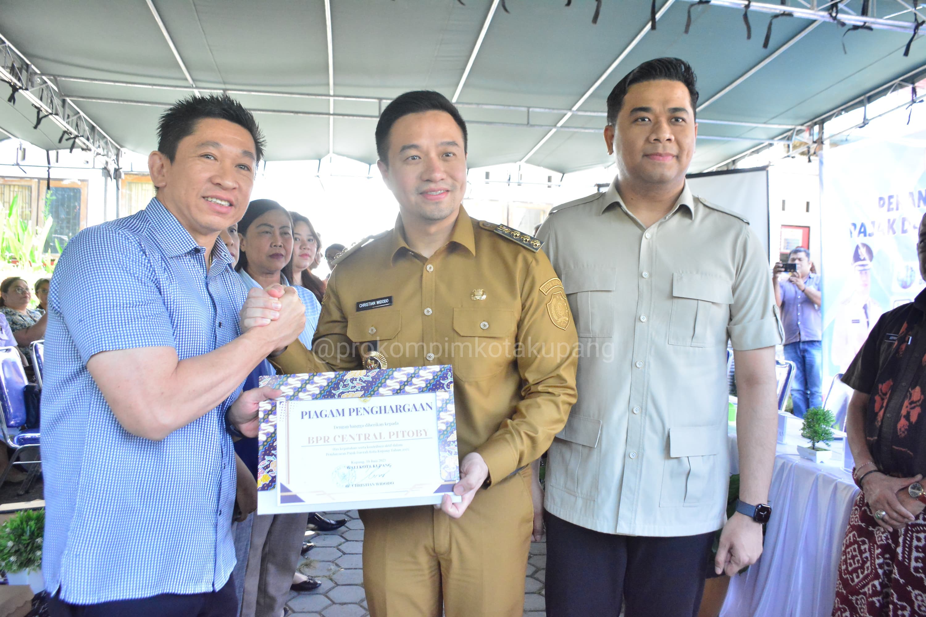 Wali Kota Kupang Buka Pekan Panutan Pajak di Kecamatan Kota Raja
