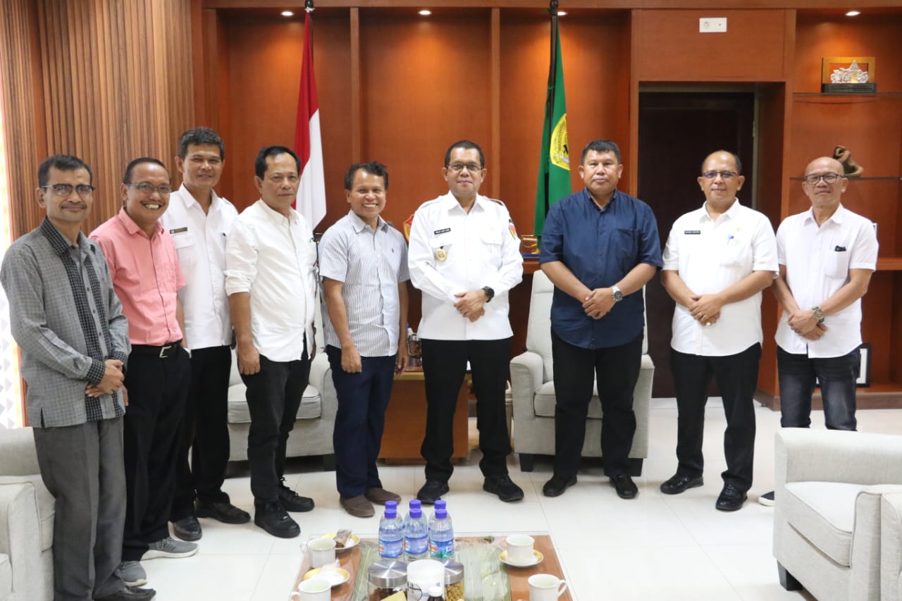 Gubernur NTT Terima Kunjungan Silahturahmi Ikatan Keluarga Besar Batak Saroha NTT