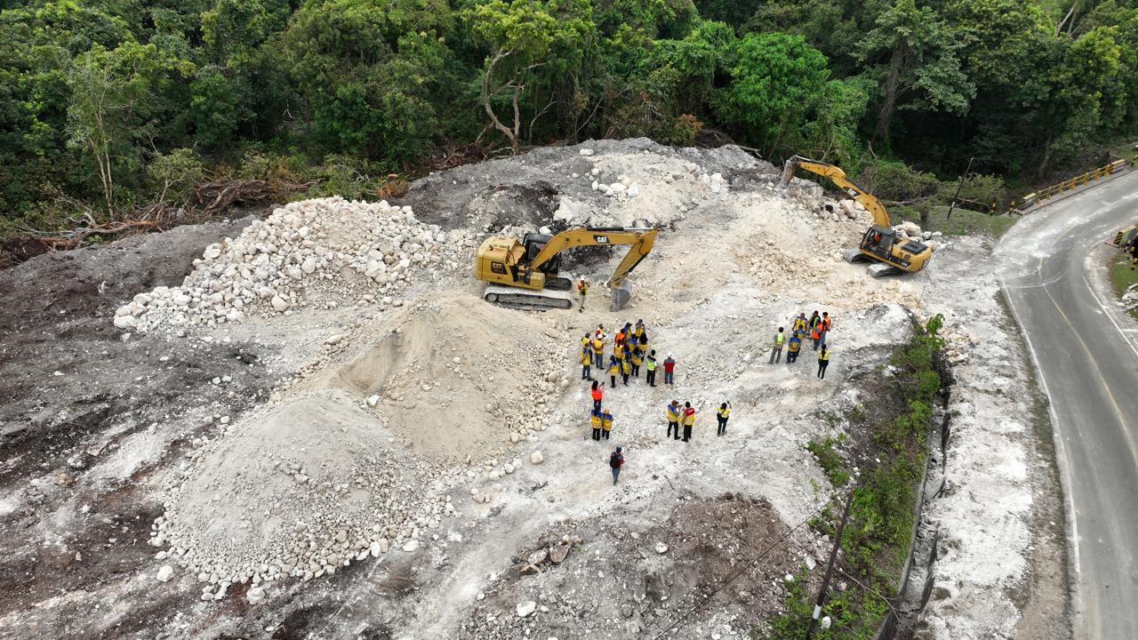 Perbaiki Titik Rawan Kecelakaan, BPJN NTT Lakukan Alih Trase Ruas Jalan Melolo–Baing di Sumba Timur