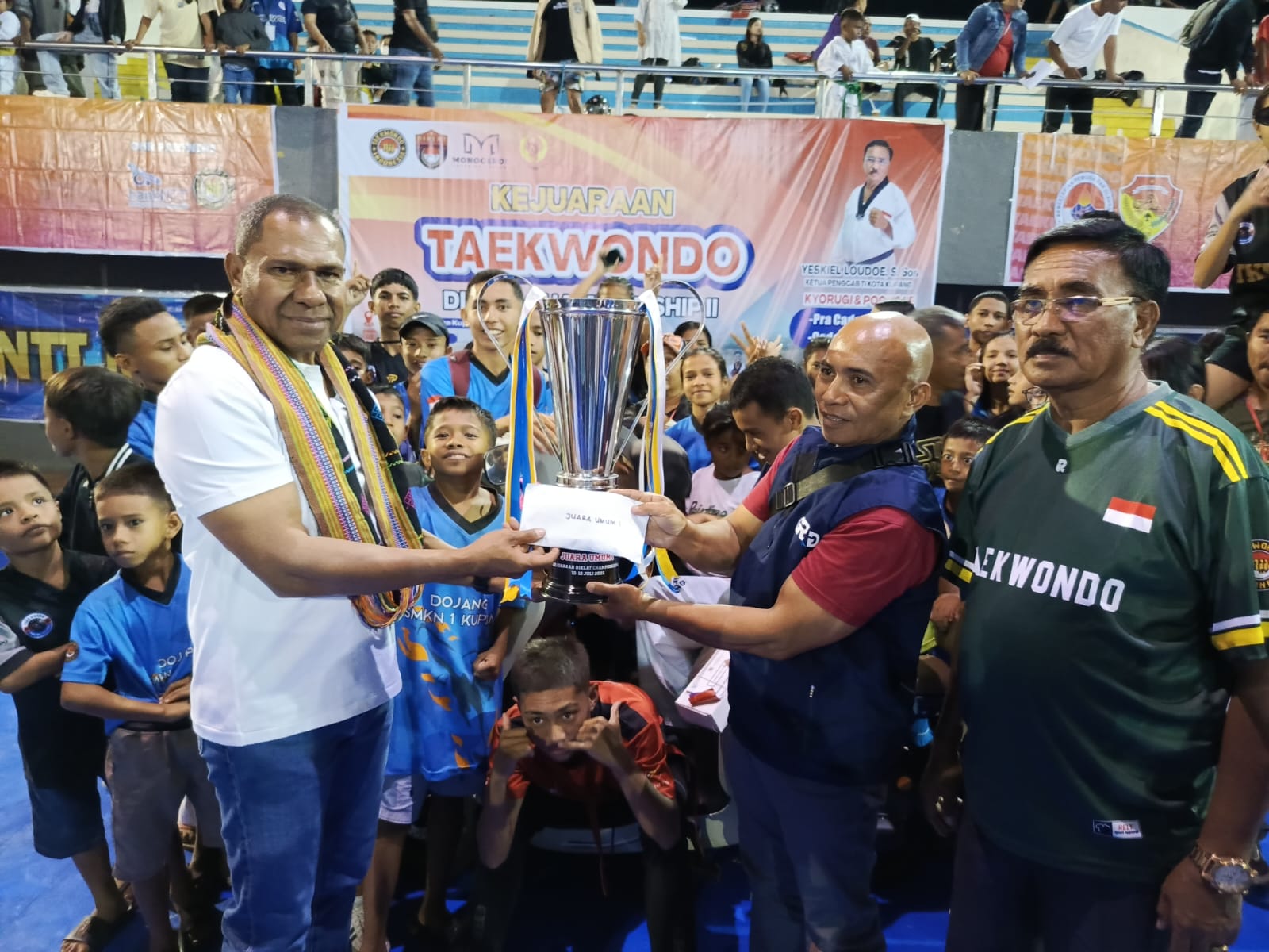 Tutup Kejuaraan Taekwondo Diklat Championship II, Wagub NTT Minta Para Atlet untuk Fokus Persiapan Menghadapi PON 2028