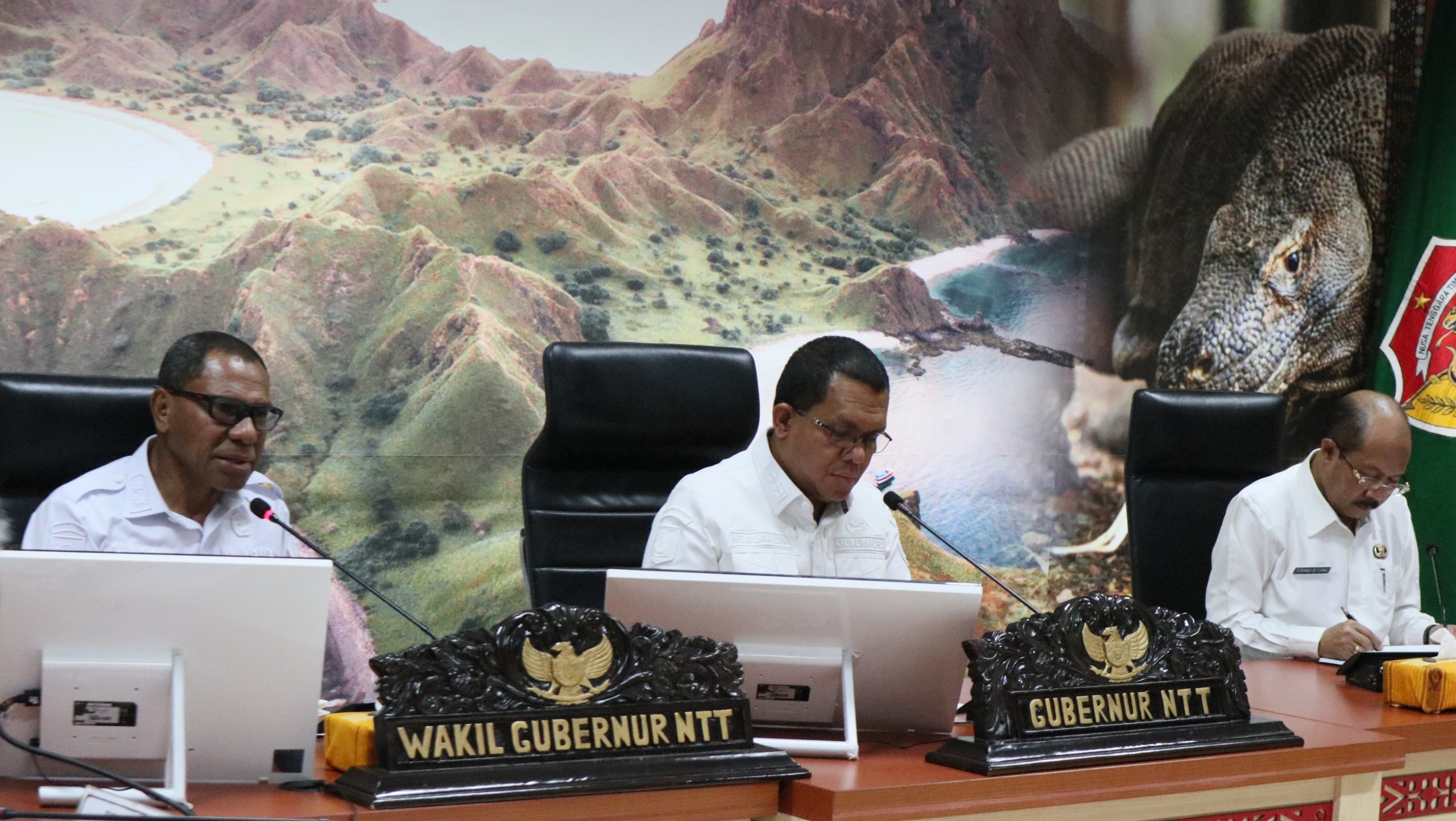 Gubernur NTT Pimpin Rapat Persiapan Tour De EnTeTe