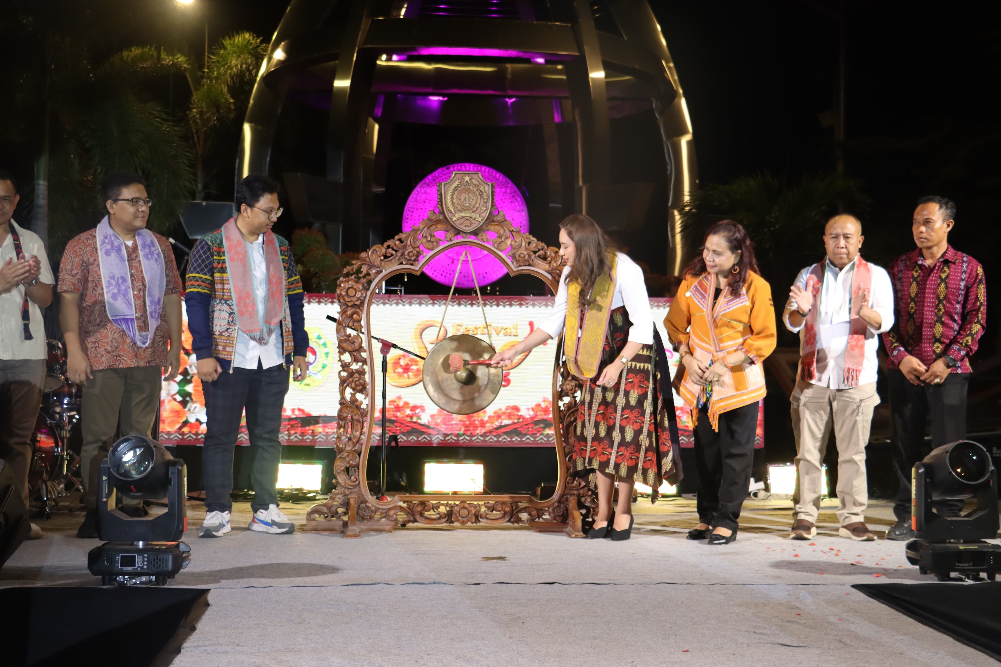 Wakil Wali Kota Kupang Buka Festival Sepe 2025