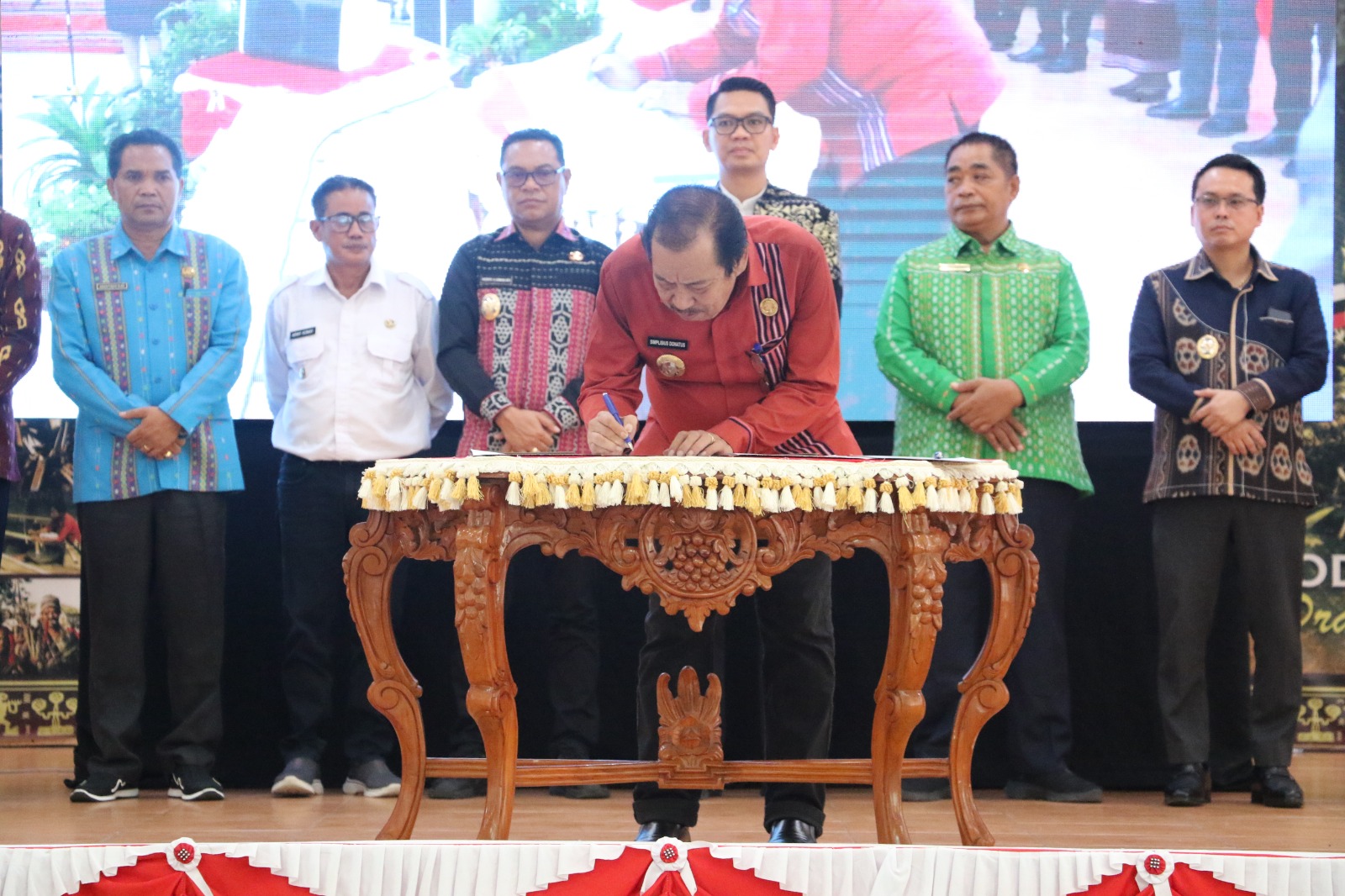 Pimpin Rapat Kerja Bersama Para Kepala Daerah se-NTT, Gubernur Melki Laka Lena Tekankan Semangat Kolaborasi dan Kerja Inovatif