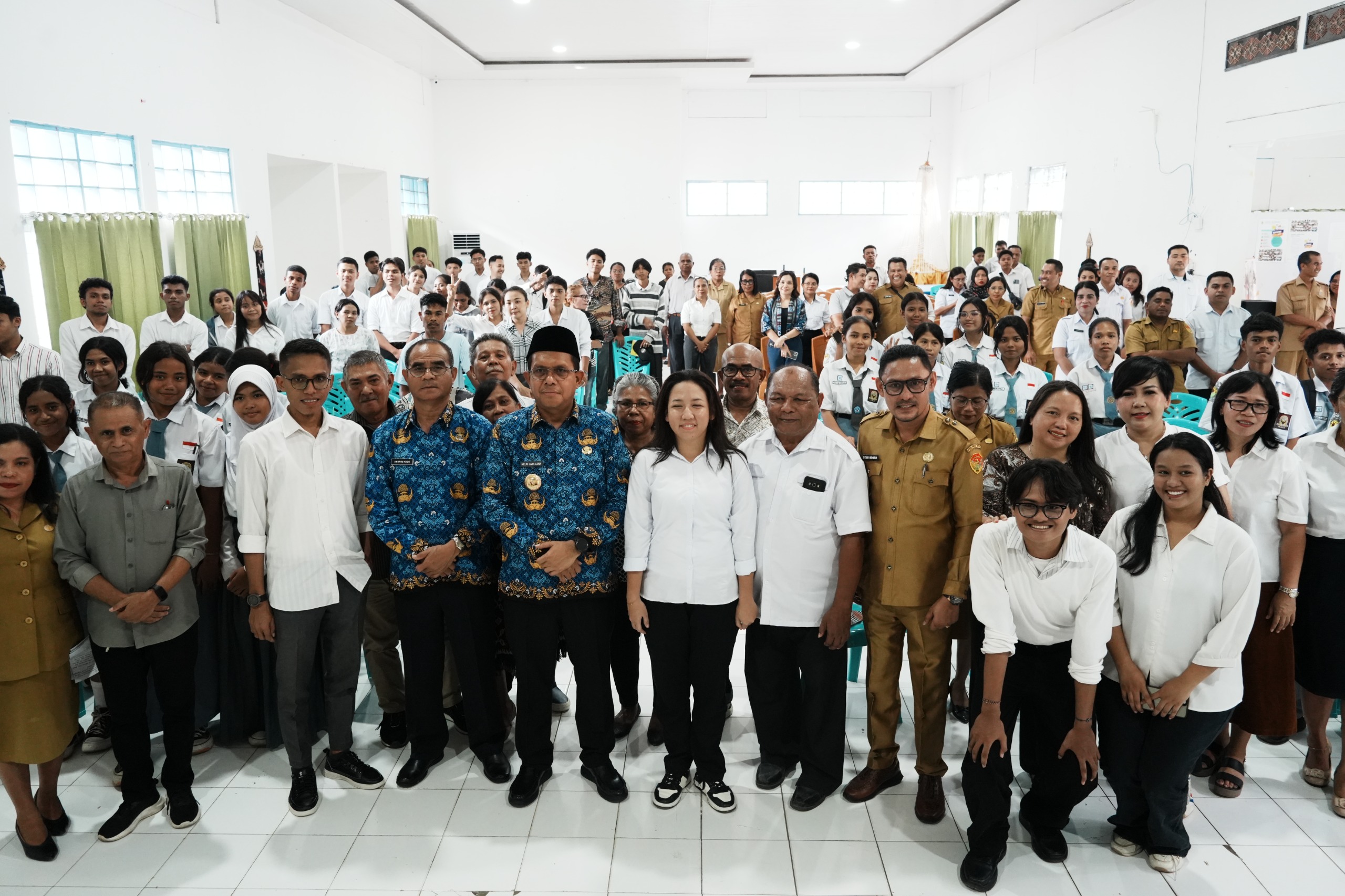 Kunjungi SMKN 4 Kupang, Gubernur Melki Dorong Paten Kompor Hybrid dan Penguatan Program Ausbildung