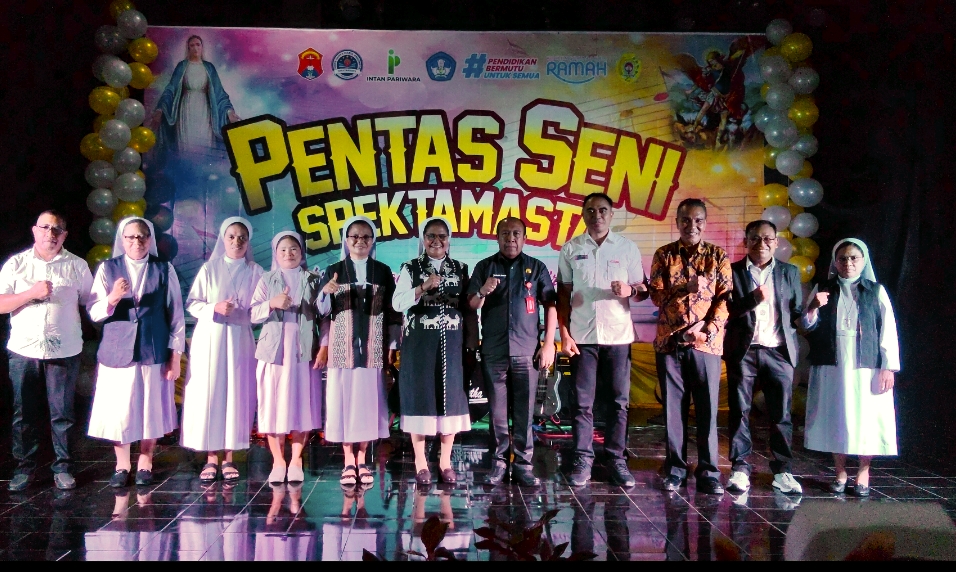 Pentas Seni Spektamasta 2025 Meriah, Siswa SMPK Santa Maria Assumpta Tampilkan Kreativitas Terbaik