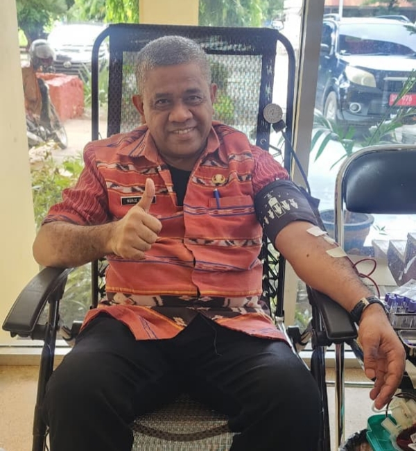 Sekretariat DPRD NTT Gelar Aksi Donor Darah, Nurce Sombu : Setetes Darah Menyelamatkan Sejuta Jiwa.