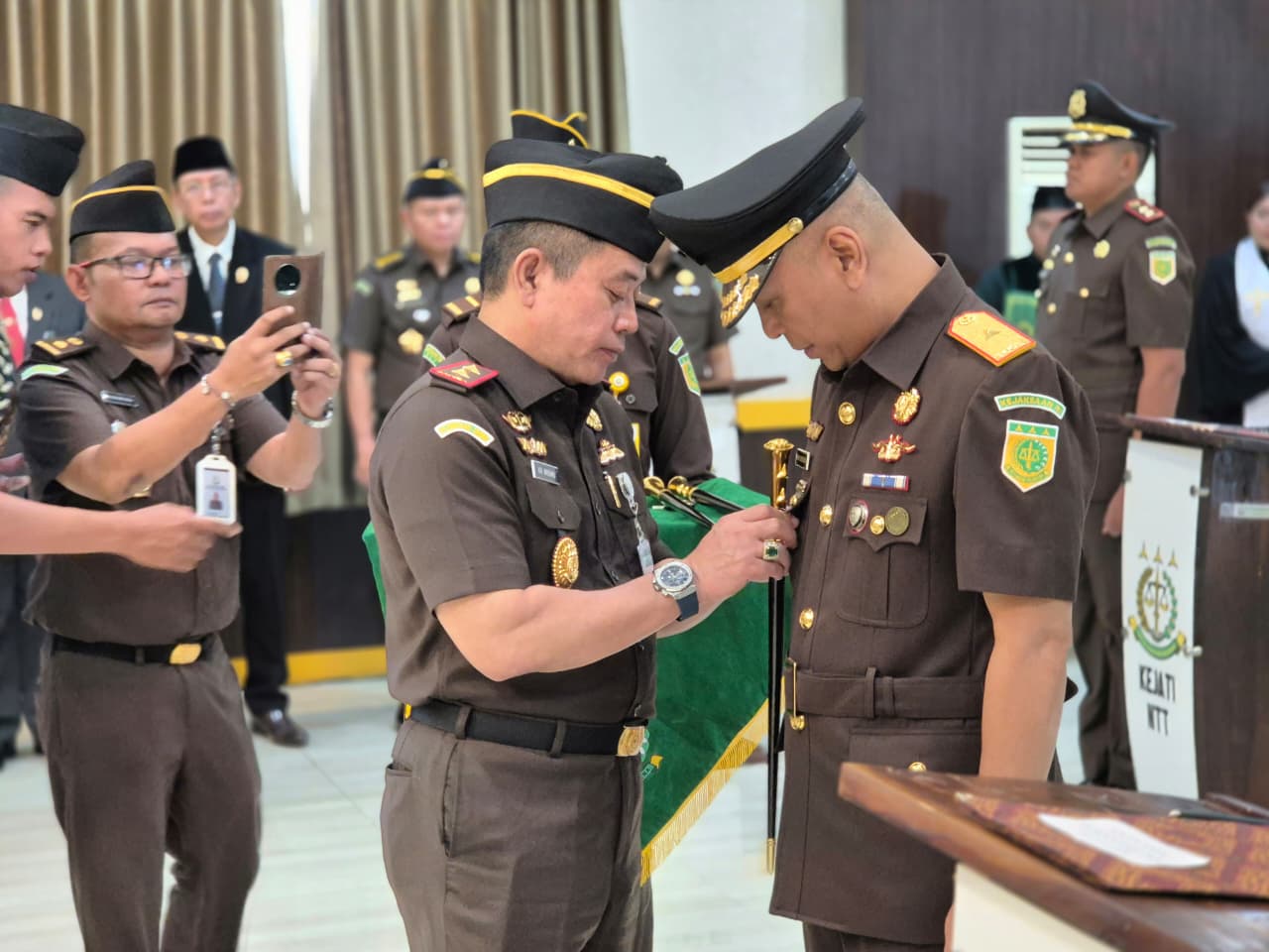 Lantik Pejabat Eselon II dan III Kejati NTT 2026, Kajati Tekankan Integritas, Profesionalitas, dan Optimalisasi Penanganan Korupsi
