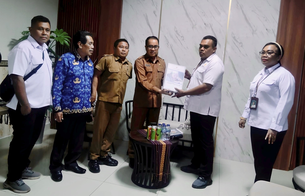 OkPemprov NTT Serahkan Data 19.543 RTLH ke Pemerintah Pusat, Dukung  Pembangunan Rumah Layak Huni bagi Masyarakat