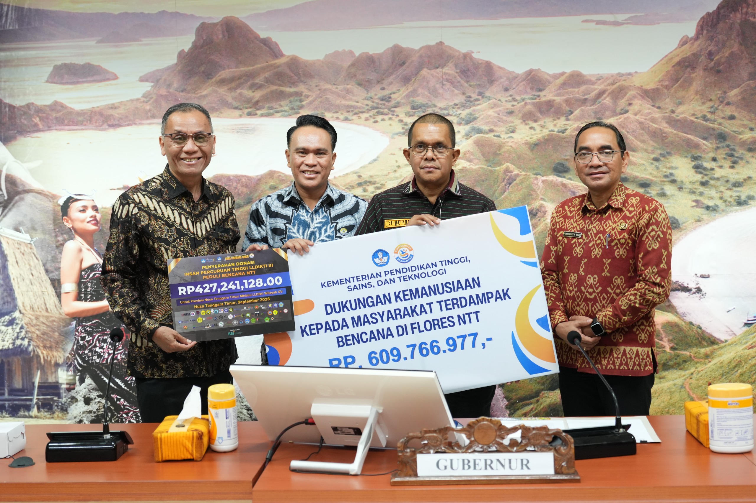 Gubernur Melki Laka Lena Gandeng LLDIKTI dan Kemdiktisaintek Percepat Pemulihan Pascabencana Flores, Bantuan 1 Miliar Disalurkan